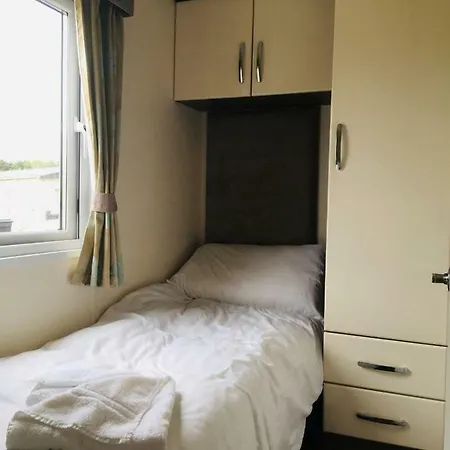 Port Haverigg Marina Village פארק נופש מילום