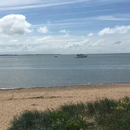 Port Haverigg Marina Village פארק נופש *